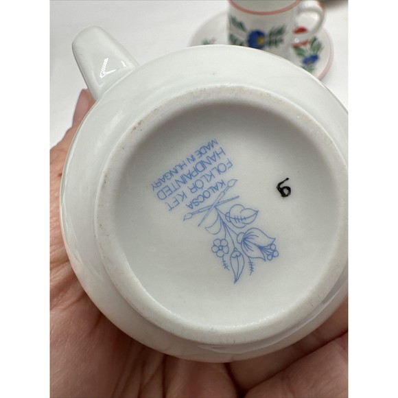 Set Of 5 Rare Kalocsa Espresso Demitasse Cups And Saucers Folklor K.F.T. Hungary - Picture 6 of 9